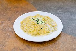 Fettuccine Alfredo